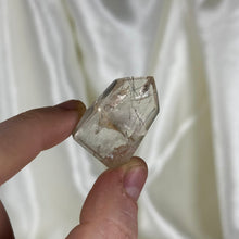 Load image into Gallery viewer, Tourmalinated/Rutilated Quartz Tower C