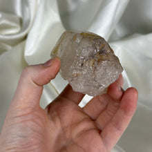 Load image into Gallery viewer, Chunky Quartz Point