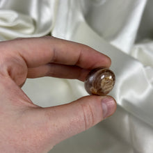 Load image into Gallery viewer, Sunstone Shiva Carving D