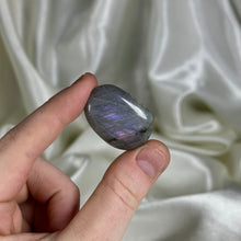 Load image into Gallery viewer, Mini Purple Labradorite Pocket Palm D