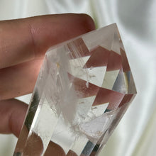 Load image into Gallery viewer, Clear Quartz Vogel A with Phantoms and Rainbows