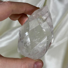 Load image into Gallery viewer, Faceted Clear Quartz Flame