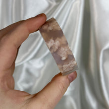 Load image into Gallery viewer, Flower Agate Pedestal Carving G