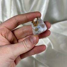 Load image into Gallery viewer, 8th Vein Ocean Jasper Tumble B