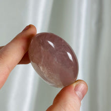 Load image into Gallery viewer, Star Rose Quartz Palmstone B