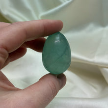 Load image into Gallery viewer, Fluorite Egg C