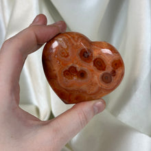 Load image into Gallery viewer, Funky Orby Carnelian Heart Carving