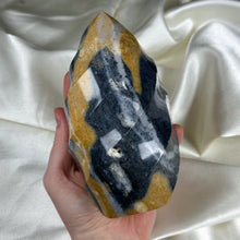 Load image into Gallery viewer, Mixed Jasper Flame (3lb6oz)