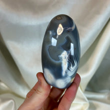 Load image into Gallery viewer, Orby Orca Agate Freeform (11oz)