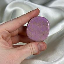 Load image into Gallery viewer, Phosphosiderite Flat Stone Palmstone C