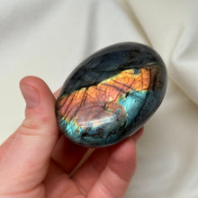 Load image into Gallery viewer, Small Labradorite Bowl D