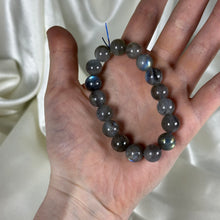 Load image into Gallery viewer, Ultra Flashy Labradorite Bracelet A
