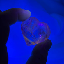 Load image into Gallery viewer, UV Reactive Phantom Amethyst Heart Carving A