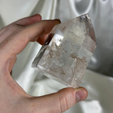 Load image into Gallery viewer, High Clarity Quartz Tower with Multiple Penetrator Points