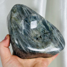 Load image into Gallery viewer, XL Flashy Labradorite Bowl (2.5lbs)