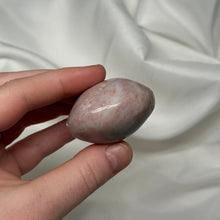 Load image into Gallery viewer, Strawberry Ice Cream Sea Jasper Palm