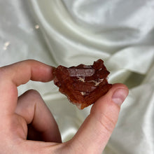 Load image into Gallery viewer, Hematite Quartz Cluster D