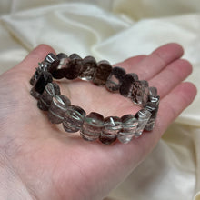 Load image into Gallery viewer, Lodolite Stretch Bracelet A size 6.5