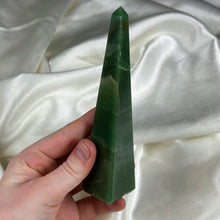 Load image into Gallery viewer, Green Aventurine Tower A