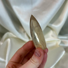 Load image into Gallery viewer, Elongated Citrine Flame