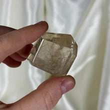 Load image into Gallery viewer, Tourmalinated/Rutilated Citrine
