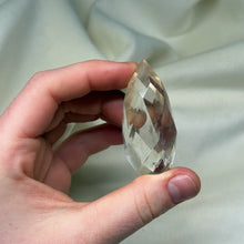 Load image into Gallery viewer, Faceted Champagne Citrine Flame Carving