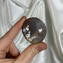 Load image into Gallery viewer, Funky Orca Agate Palmstone