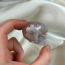 Load image into Gallery viewer, Flower Agate Skull Carving D