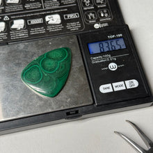 Load image into Gallery viewer, Malachite Cabochon 83.65ct