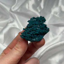 Load image into Gallery viewer, RARE Cunyari Chrysocolla Specimen B