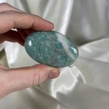 Load image into Gallery viewer, Super Flashy Amazonite Palmstone F