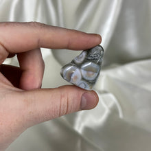 Load image into Gallery viewer, 8th Vein Ocean Jasper Tumble C