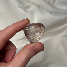 Load image into Gallery viewer, UV Reactive Phantom Amethyst Heart Carving C