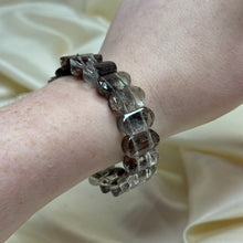 Load image into Gallery viewer, Lodolite Stretch Bracelet A size 6.5