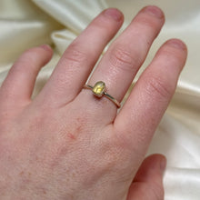 Load image into Gallery viewer, Sz 8 Sterling Silver Libyan Desert Glass Ring B