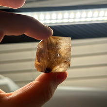 Load image into Gallery viewer, Rutilated Quartz Freeform A