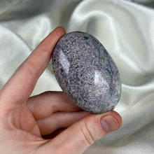 Load image into Gallery viewer, Light Lilac Sea Jasper Palmstone