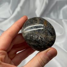 Load image into Gallery viewer, Black Moonstone Palmstone A