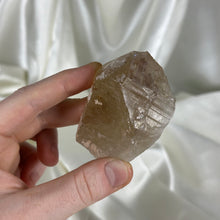 Load image into Gallery viewer, Unpolished 4oz Citrine Point