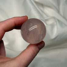 Load image into Gallery viewer, Baby Pink Mozambique Rose Quartz Sphere with continual Asterism