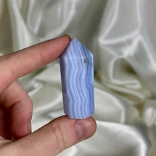 Load image into Gallery viewer, Blue Lace Agate Tower B