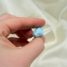 Load image into Gallery viewer, Top Quality Larimar Tumble with Amazing Chatoyancy C