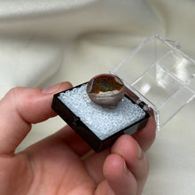 Load image into Gallery viewer, Chocolate Opal B