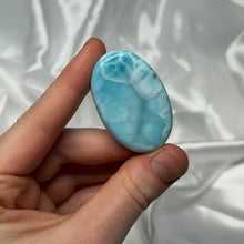 Load image into Gallery viewer, High Quality Larimar Palmstone A