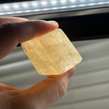 Load image into Gallery viewer, Honey Calcite Freeform E