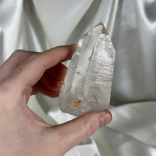 Load image into Gallery viewer, High Clarity Phantom Quartz Point