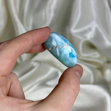 Load image into Gallery viewer, Larimar Tumble A