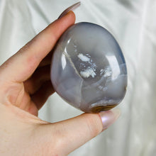 Load image into Gallery viewer, Blue Chalcedony Chunky Palmstone 3