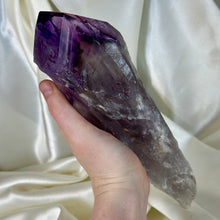 Load image into Gallery viewer, 1lb 12oz Top-Polished Amethyst Root