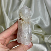 Load image into Gallery viewer, Flower Agate Tower D